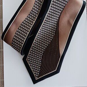 Men's100% Silk Necktie Made in Italy Formal Business Casual Brown 60"L Unbranded